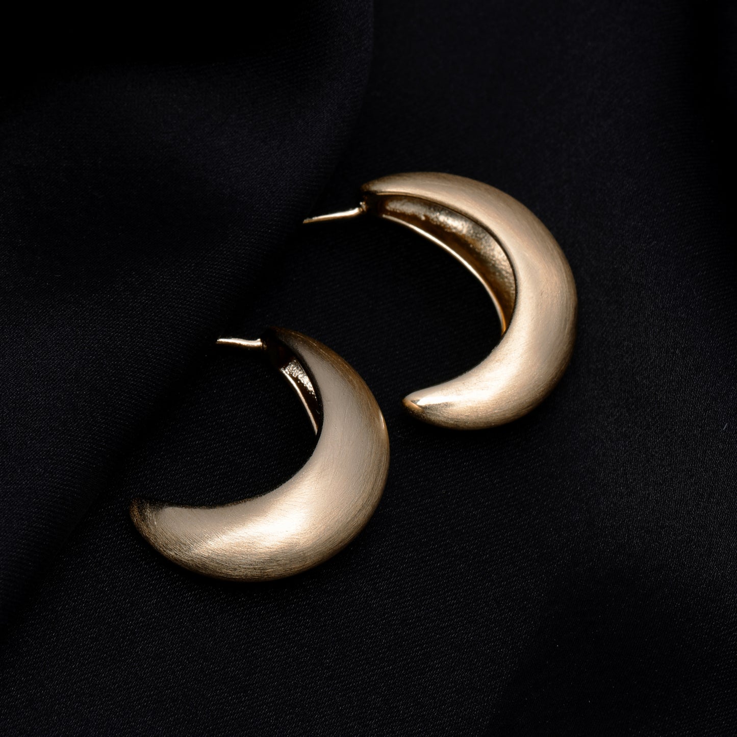 Gleam Mode 18K Gold Plated Earrings