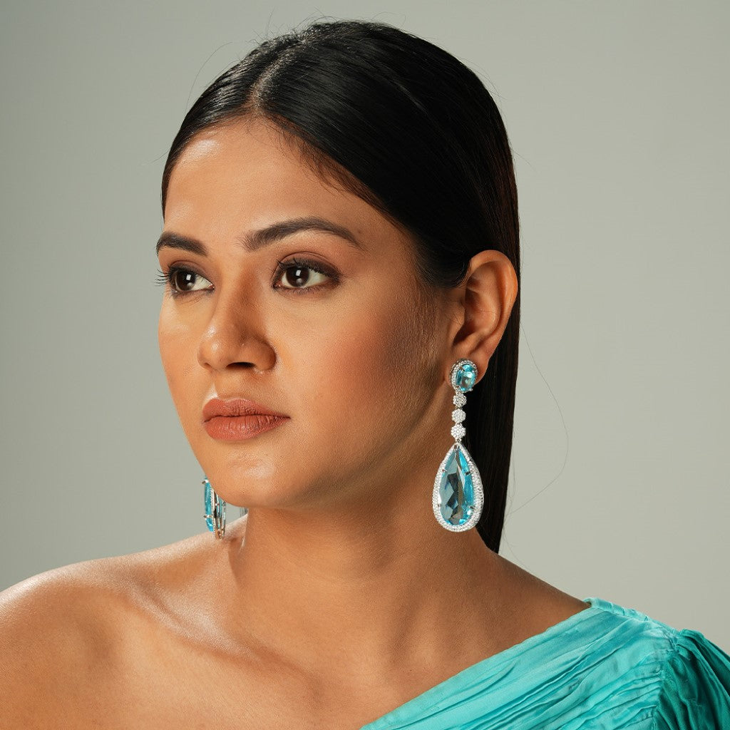 Sparkling Delight Drop Earrings (Blue)