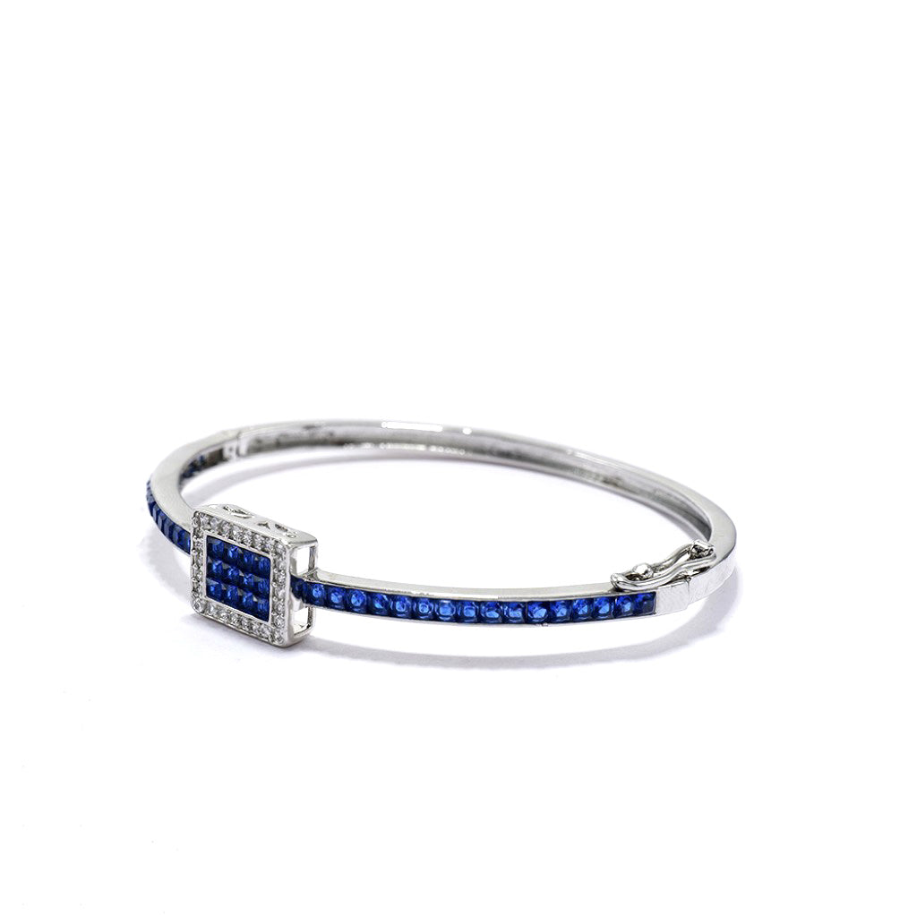 Aurora Starlight Bracelet of Blue Color.