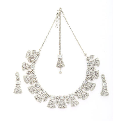 Modern Heritage Necklace of Rhodium with Earrings.