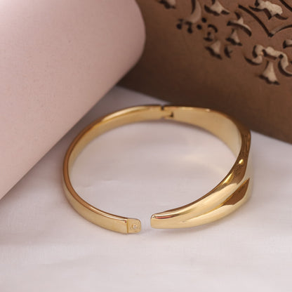 Regal Edge 18K Gold PVD Signature Cuff