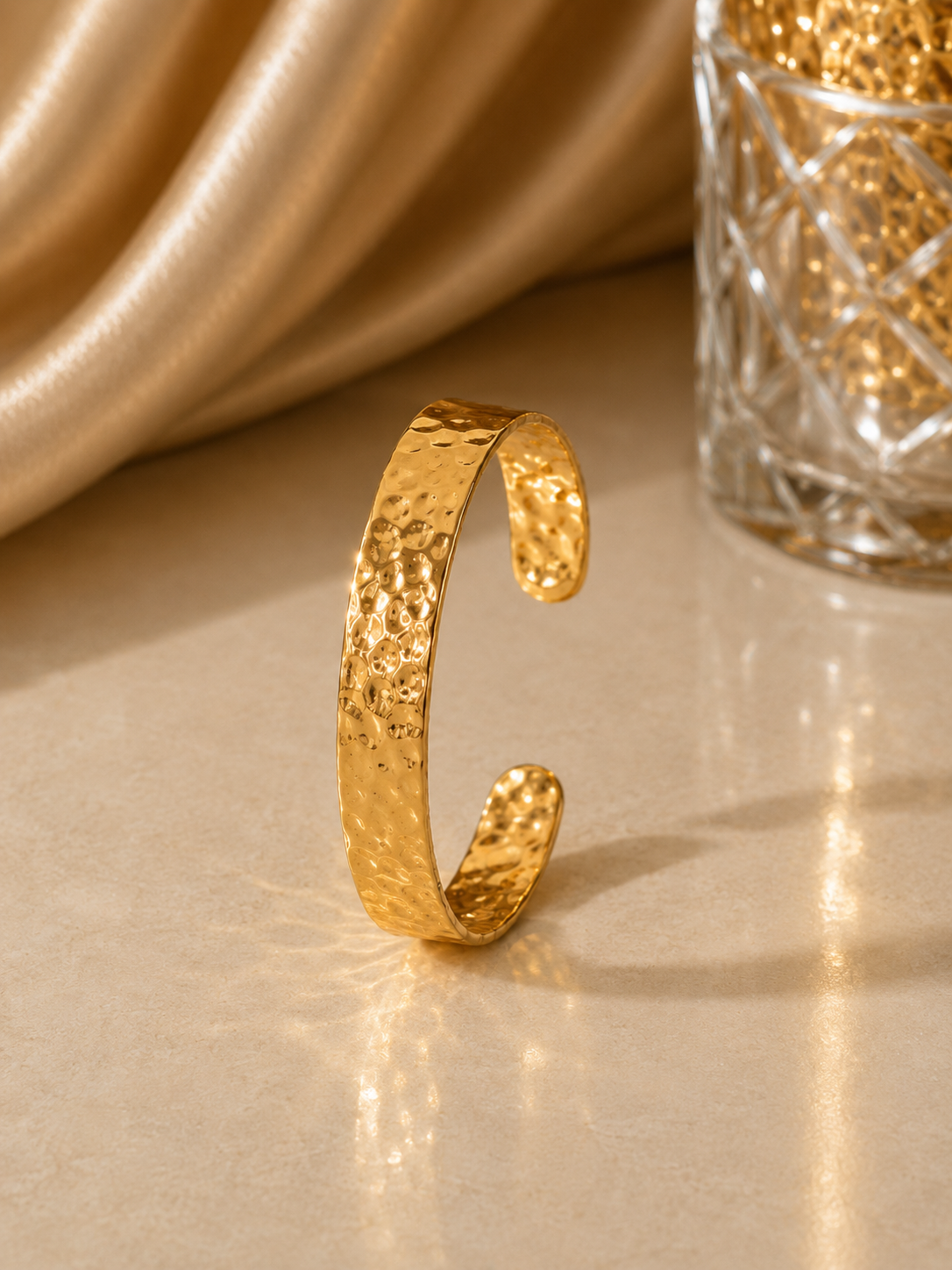 Calista Hammered Gold Cuff