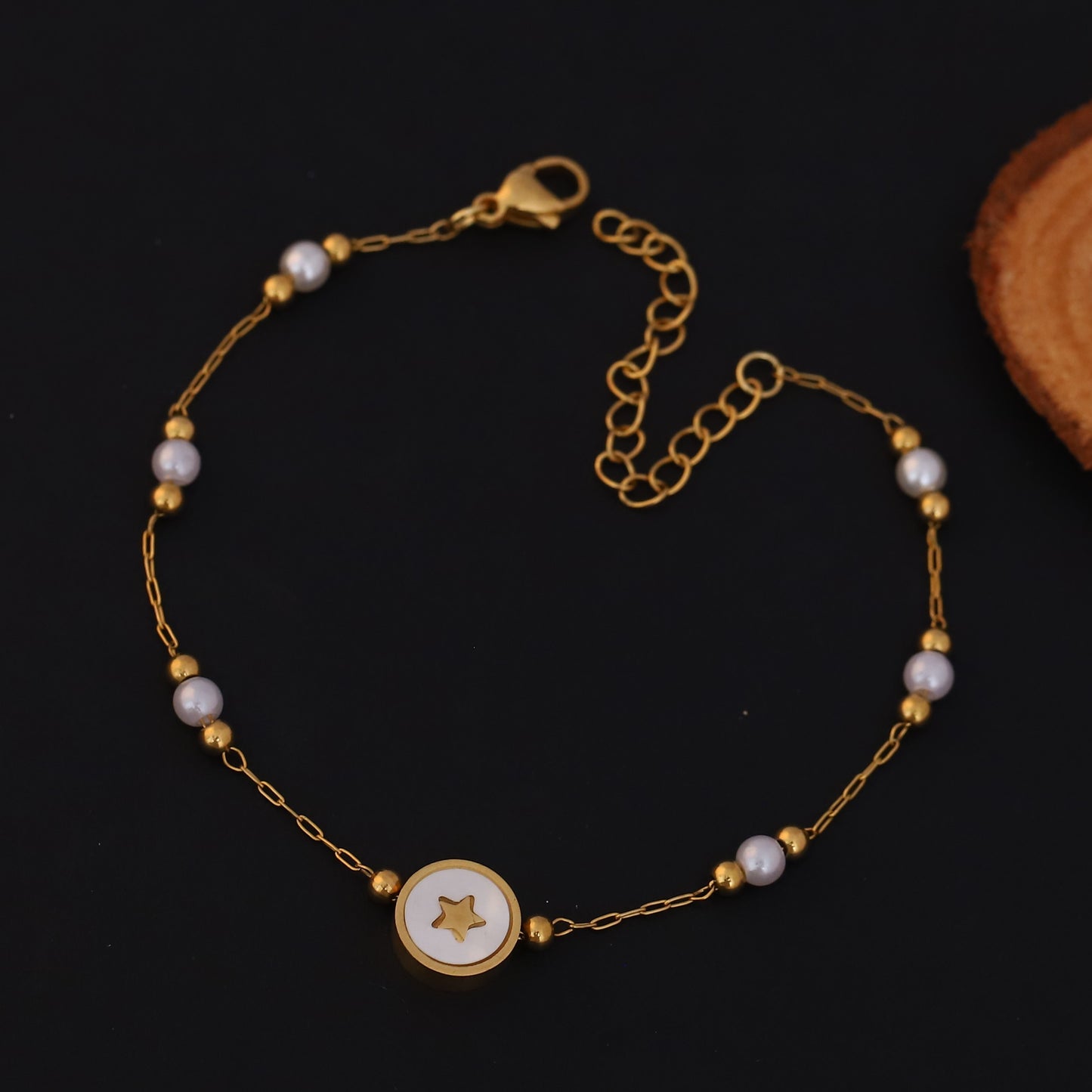 Luna Pearl Star 22K Gold PVD Bracelet