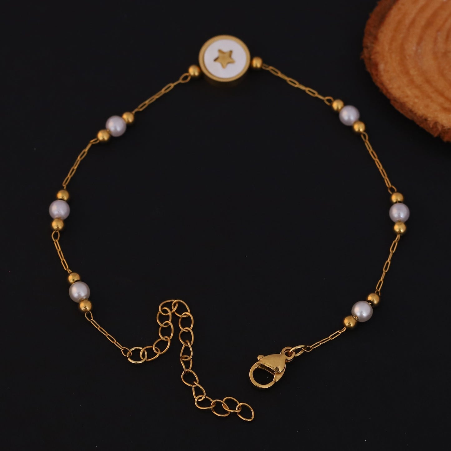 Luna Pearl Star 22K Gold PVD Bracelet