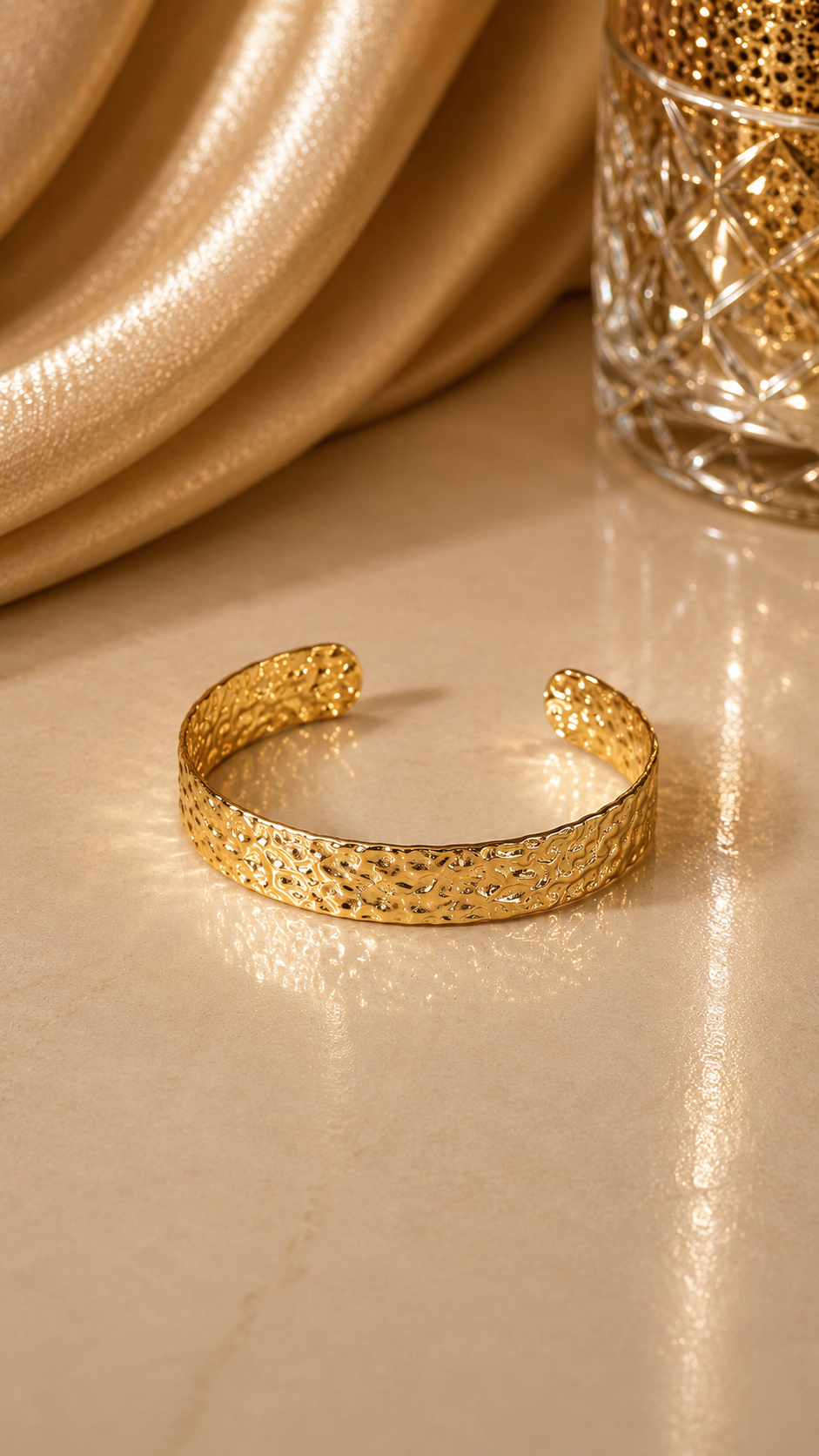 Calista Textured Luxe Cuff