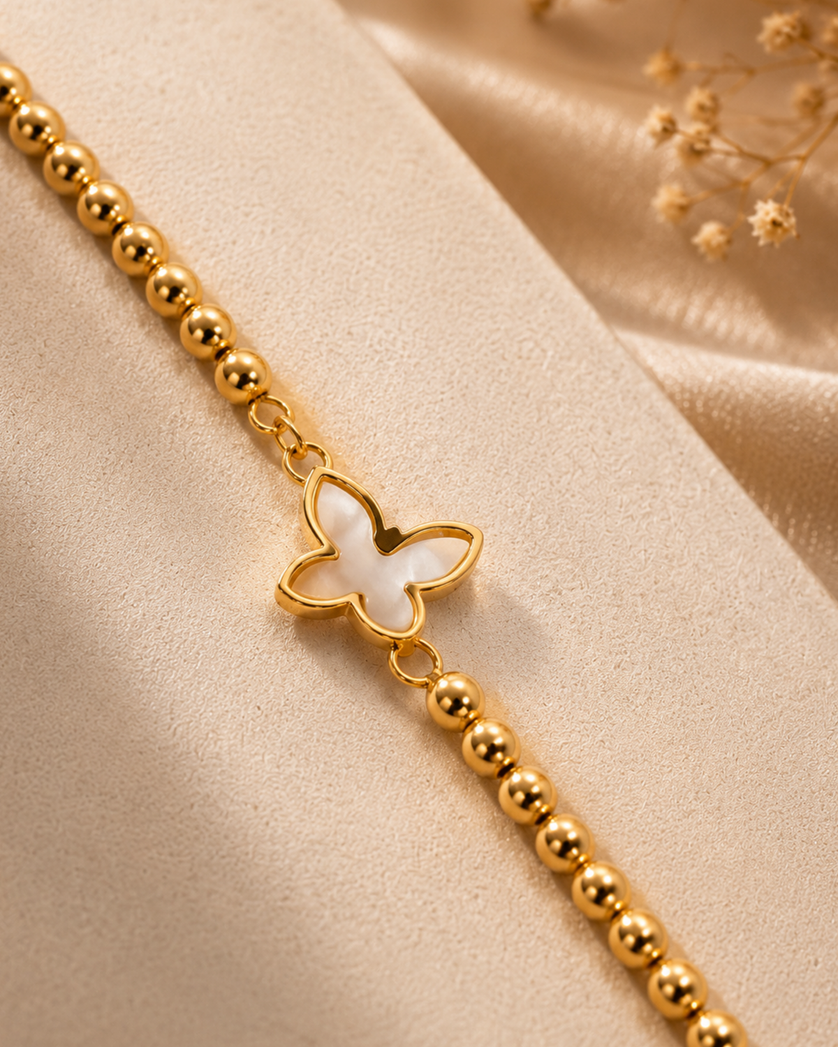 Clover Pearl Charm Bracelet